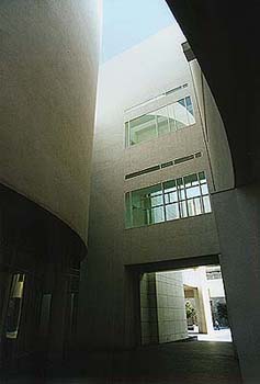 g_06in01.jpg (21909 Byte)